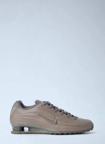 Nike Shox Z S Sneakes In Brown