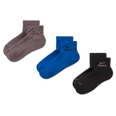 Nike Skims Dri-fit Quarter Sock (3 Pairs) In Multicolor