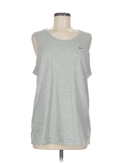 Pre-owned Nike Sleeveless T-shirt In Gray