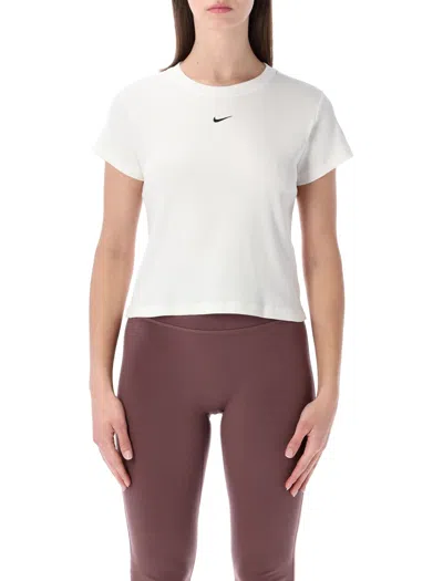 Nike Slim Fit Short-sleeve T-shirt - Size S In White