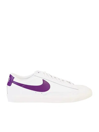 Nike Sneakers In White
