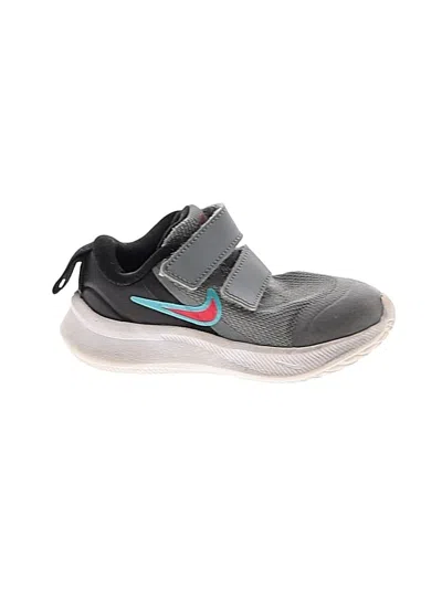 Pre-owned Nike Kids' Sneakers In Gray