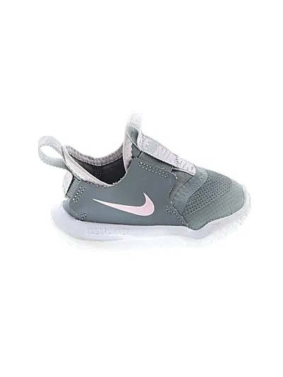 Pre-owned Nike Kids' Sneakers In Gray