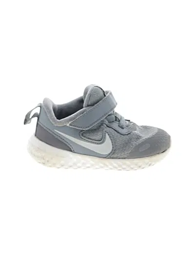 Pre-owned Nike Kids' Sneakers In Gray