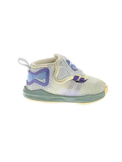 Pre-owned Nike Kids' Sneakers In Green