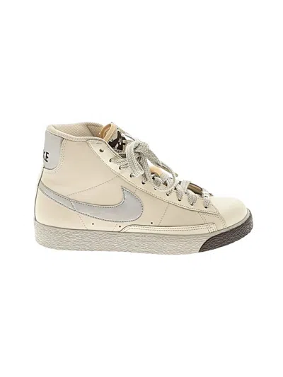 Pre-owned Nike Sneakers In Ivory