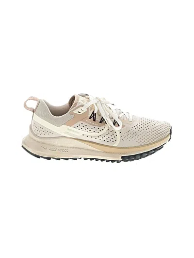 Pre-owned Nike Sneakers In Ivory