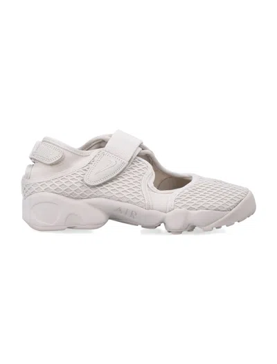 Nike Air Rift Breathe Sneakers In White