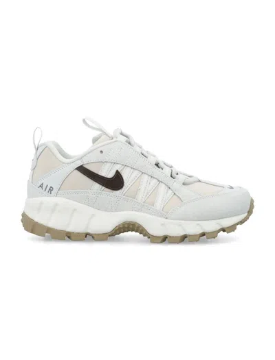 Nike Air Humara Lace In Lt Orewood Brn