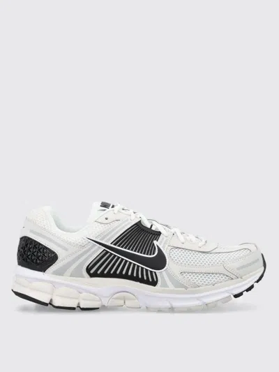 Nike Zoom Vomero 5 Sneaker In Weiss
