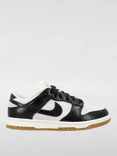 Nike Sneakers  Woman Color Black