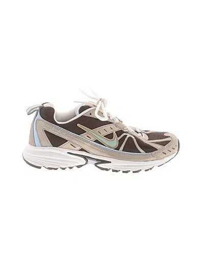 Pre-owned Nike Sneakers In Tan