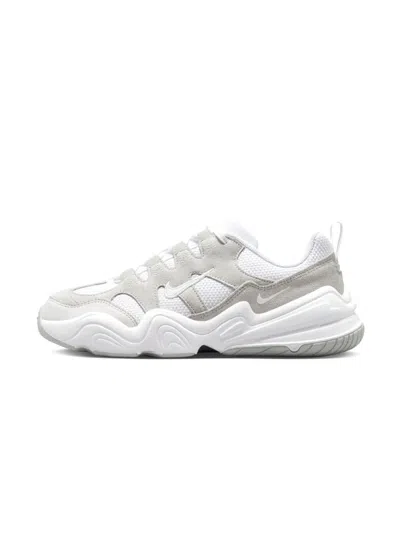 Nike Sneakers In White