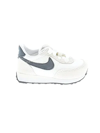Pre-owned Nike Kids' Sneakers In White