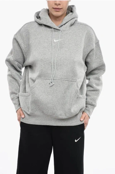 NIKE SOLID COLOR HOODIE WITH EMBROIDERED LOGO