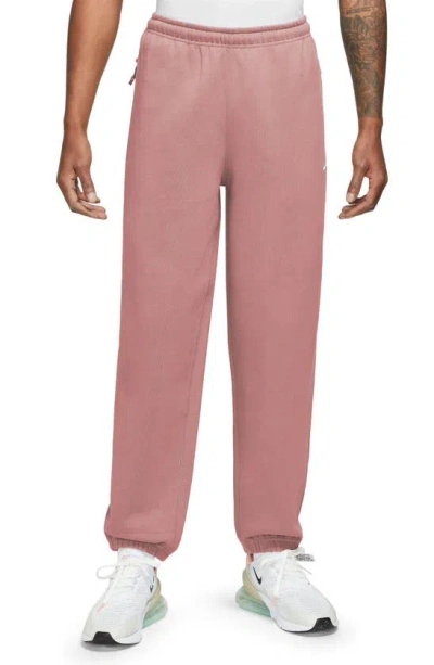 Nike Men's Solo Swoosh Fleece Pants In Pink