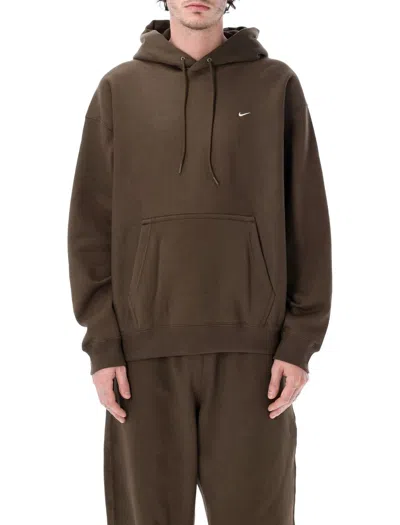 Nike Solo Swoosh Heavyweight Hoodie In Brown
