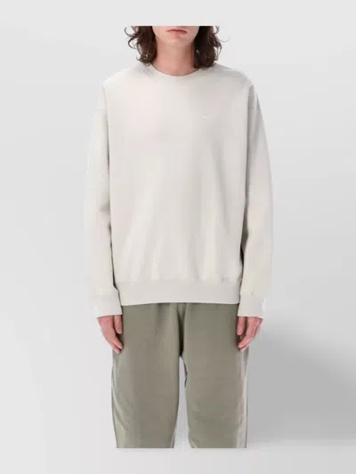 NIKE SOLO SWOOSH RELAXED FIT CREWNECK