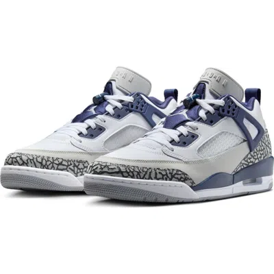 Nike Spizike Low Sneaker