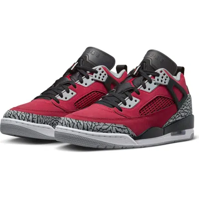 Nike Spizike Low Sneaker