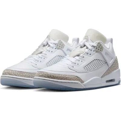 Nike Spizike Low Sneaker