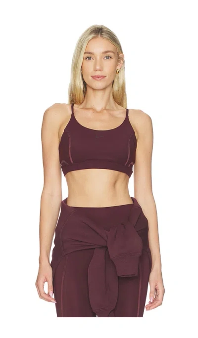 Nike Sports Bra In Burgundy