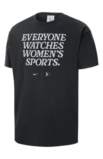 Nike Sports™ Graphic T-shirt In Off Noir