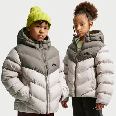 Nike Sportswear All Day Play Big Kids' Therma-fit Loose-fit Puffer Jacket In Gray