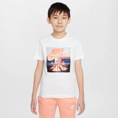 Nike Sportswear Big Kids' T-shirt In White