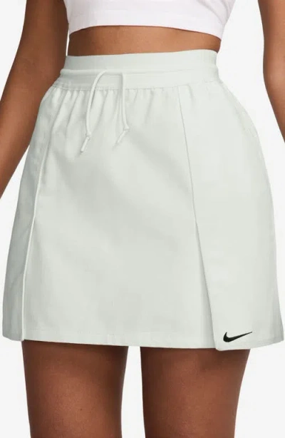 Nike Sportswear Cargo Skirt In White