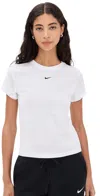 Nike Fitted Baby T-shirt In White-black