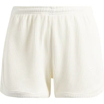 Nike Sportswear Chill Waffle Shorts In White