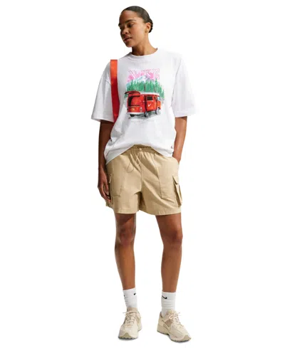 Nike Sportswear Classic Women's Oversized T-shirt In White