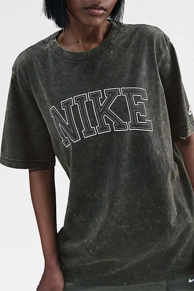 Nike Sportswear Classics Loose Graphic Tee In Seaweed, Women's At Urban Outfitters In Black