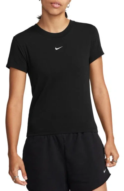 Nike Sportswear Club Chill Knit Mod Crop T-shirt In Black