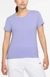 Nike Sportswear Club Chill Knit Mod Crop T-shirt In Blue