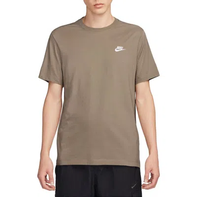 Nike Sportswear Club Crew Neck T-shirt In Khaki
