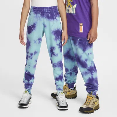 Nike Sportswear Club Fleece Big Kids' Jogger Pants In Green