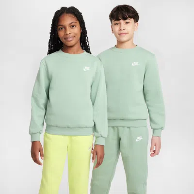 Nike Sportswear Club Fleece Big Kids' Sweatshirt In Green