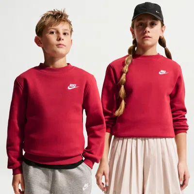 Nike Sportswear Club Fleece Big Kids' Sweatshirt In Red