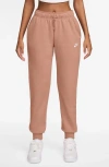Nike Sportswear Club Fleece Joggers In Brown
