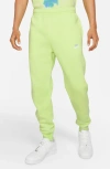 Nike Sportswear Club Pocket Fleece Joggers In Green