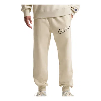 Nike Men's  Sportswear Club Fleece Jogger Pants In Nude