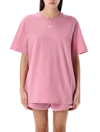 Nike T-shirt In Pink