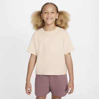 Nike Sportswear Essential Big Kids' (girls') T-shirt In Brown