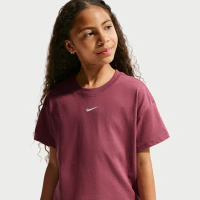 Nike Sportswear Essential Big Kids' (girls') T-shirt In Burgundy