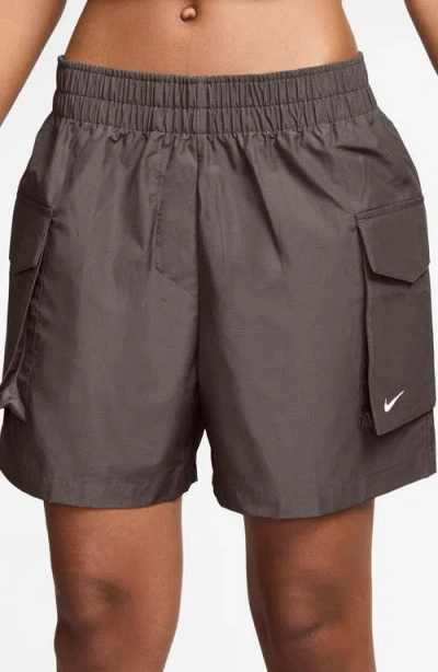 Nike Sportswear Essential Woven High Waist 5-inch Cargo Shorts In Gray