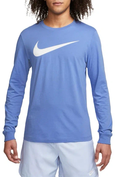 Nike Sportswear Long Sleeve T-shirt In Polar