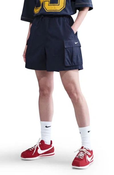 Nike Sportswear Loose Fit 5-inch Cargo Shorts In Blue