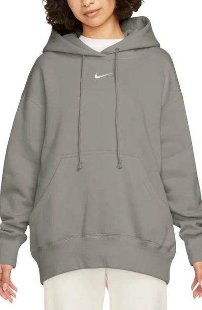 Nike Phoenix Fleece Hoodie In Green